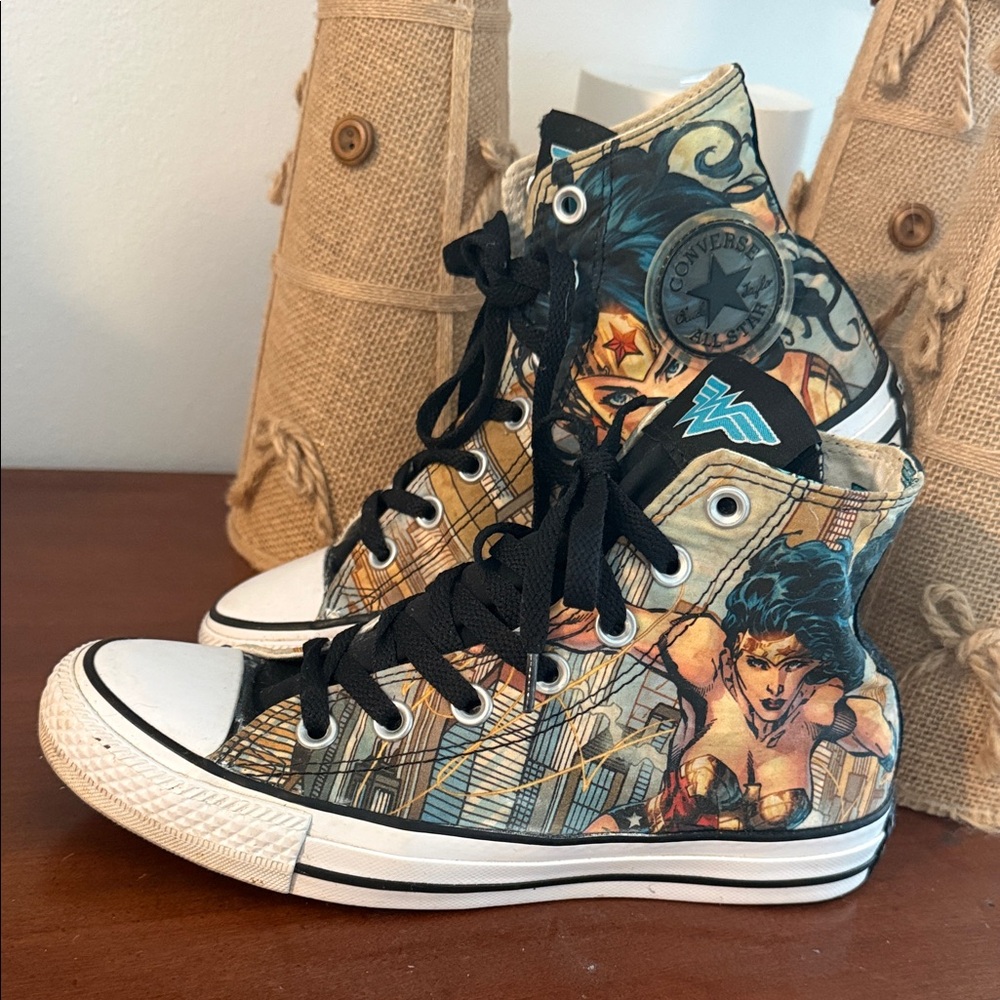 Converse Women's Wonder Woman